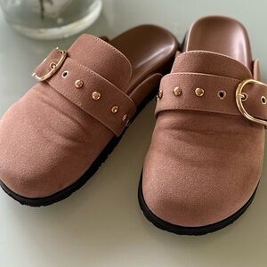 Women's Suede Slip-On Shoes US 6 ( EUR 36)